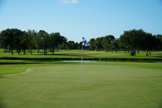 7 Reasons why women should play golf